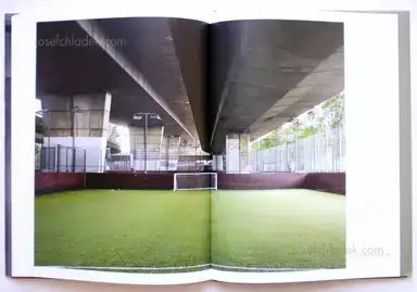 Sample page 2 for book "Erlacher, Gisela – Gisela Erlacher - Himmel aus Beton - Skies of Concrete" Sample page 2 for book "Erlacher, Gisela – Gisela Erlacher - Himmel aus Beton - Skies of Concrete"