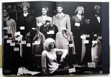 Sample page 6 for book "Bitesnich, Andreas – Andreas H. Bitesnich - Deeper Shades #04 Vienna" Sample page 6 for book "Bitesnich, Andreas – Andreas H. Bitesnich - Deeper Shades #04 Vienna"