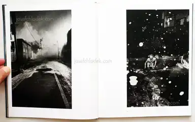 Sample page 13 for book "Murakami, Masakazu – Masakazu Murakami - Kumogakure Onsen: Reclusive Travels (村上仁一 写真集 雲隠れ温泉行)" Sample page 13 for book "Murakami, Masakazu – Masakazu Murakami - Kumogakure Onsen: Reclusive Travels (村上仁一 写真集 雲隠れ温泉行)"