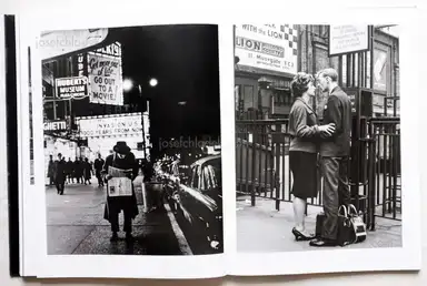 Sample page 4 for book "Suschitzky, Peter – Peter Suschitzky - Naked Reflections" Sample page 4 for book "Suschitzky, Peter – Peter Suschitzky - Naked Reflections"