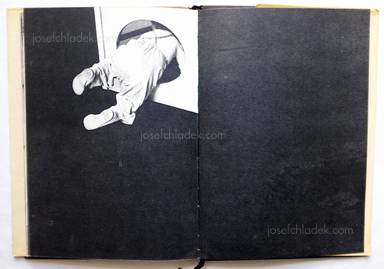 Sample page 1 for book "Hrabal, Bohumil / Miroslav Peterka – Miroslav Peterka & Bohumil Hrabal - Toto město je ve společné péči obyvatel" Sample page 1 for book "Hrabal, Bohumil / Miroslav Peterka – Miroslav Peterka & Bohumil Hrabal - Toto město je ve společné péči obyvatel"