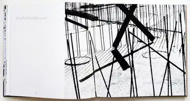 Sample page 16 for book "Giacomelli, Mario – Mario Giacomelli - Hinter dem Schleier der Realität / Under the Skin of Reality" Sample page 16 for book "Giacomelli, Mario – Mario Giacomelli - Hinter dem Schleier der Realität / Under the Skin of Reality"