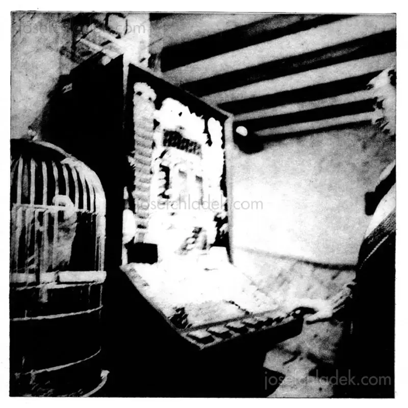 David Mondedeu - Variations on a Song - Spread 25