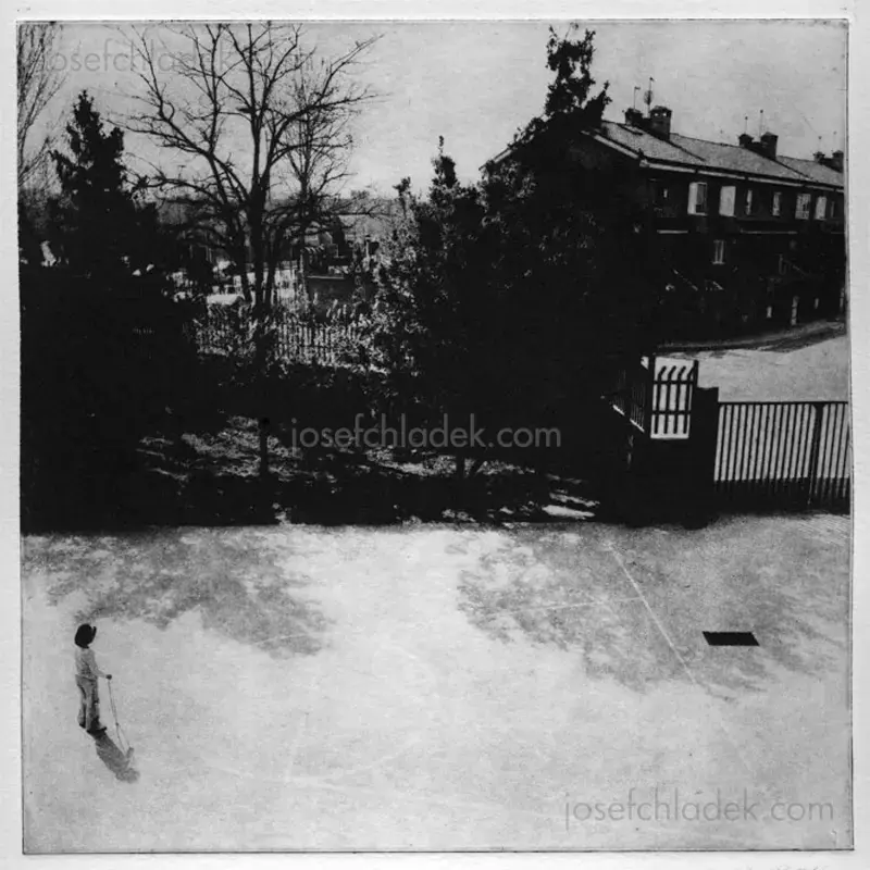 David Mondedeu - Variations on a Song - Spread 55