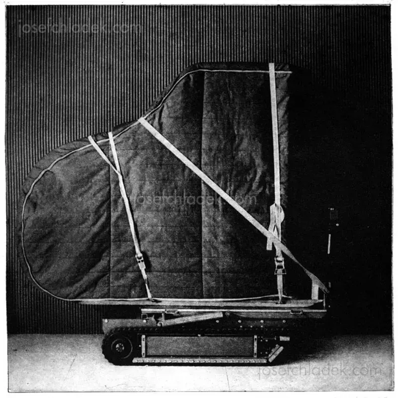 David Mondedeu - Variations on a Song - Spread 61