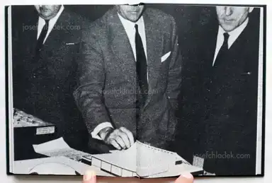 Sample page 2 for book "Danés, Salvi – Salvi Danés - Blackcelona" Sample page 2 for book "Danés, Salvi – Salvi Danés - Blackcelona"