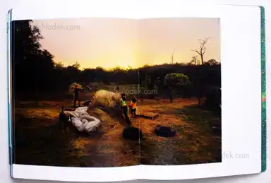 Sample page 2 for book "Harris, Sam – Sam Harris - The Middle of Somewhere" Sample page 2 for book "Harris, Sam – Sam Harris - The Middle of Somewhere"