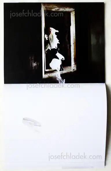 Sample page 4 for book "Arias, Tono – Tono Arias - a barreira invisible" Sample page 4 for book "Arias, Tono – Tono Arias - a barreira invisible"