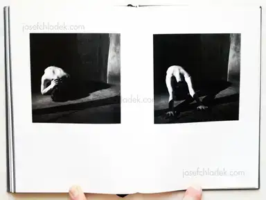 Sample page 3 for book "Moreira, Nuno – Nuno Moreira - ZONA" Sample page 3 for book "Moreira, Nuno – Nuno Moreira - ZONA"