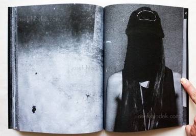 Sample page 6 for book "Yokota, Daisuke – Daisuke Yokota & Yoshi Kametani - Classon" Sample page 6 for book "Yokota, Daisuke – Daisuke Yokota & Yoshi Kametani - Classon"