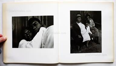 Sample page 11 for book "Davidson, Bruce – Bruce Davidson - East 100th Street" Sample page 11 for book "Davidson, Bruce – Bruce Davidson - East 100th Street"