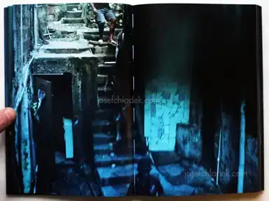 Sample page 11 for book "de Middel, Cristina – Cristina de Middel - Sharkification" Sample page 11 for book "de Middel, Cristina – Cristina de Middel - Sharkification"