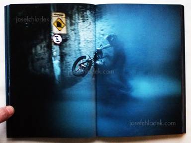 Sample page 10 for book "de Middel, Cristina – Cristina de Middel - Sharkification" Sample page 10 for book "de Middel, Cristina – Cristina de Middel - Sharkification"