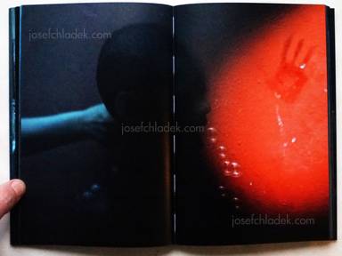 Sample page 8 for book "de Middel, Cristina – Cristina de Middel - Sharkification" Sample page 8 for book "de Middel, Cristina – Cristina de Middel - Sharkification"