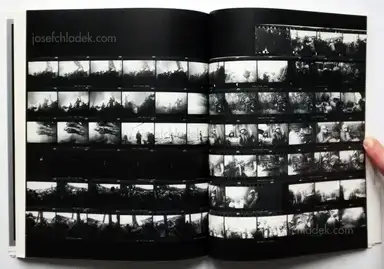 Sample page 3 for book "Kitai, Kazuo – Kazuo Kitai - Sanrizuka Plegaria A Un Labrador (三里塚 北井一夫)" Sample page 3 for book "Kitai, Kazuo – Kazuo Kitai - Sanrizuka Plegaria A Un Labrador (三里塚 北井一夫)"