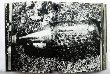 Sample page 9 for book "Moriyama, Daido – Daido Moriyama - Light and Shadow (Hikari To Kage , 森山大道 光と影)" Sample page 9 for book "Moriyama, Daido – Daido Moriyama - Light and Shadow (Hikari To Kage , 森山大道 光と影)"