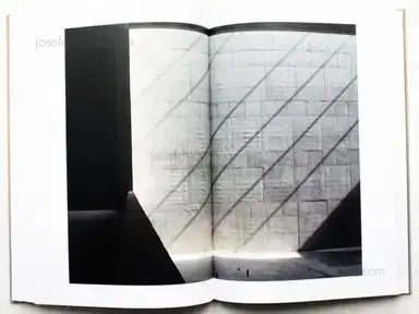 Sample page 10 for book "Brohm, Joachim – Joachim Brohm and Valentina Seidel - Trinity" Sample page 10 for book "Brohm, Joachim – Joachim Brohm and Valentina Seidel - Trinity"