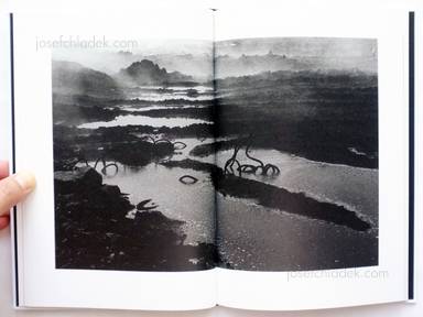 Sample page 9 for book  Hiroyasu Nakai – North Point (中居裕恭写真集 北点)