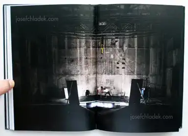 Sample page 5 for book "Weiss, Ilan – Ilan Weiss - MIST" Sample page 5 for book "Weiss, Ilan – Ilan Weiss - MIST"