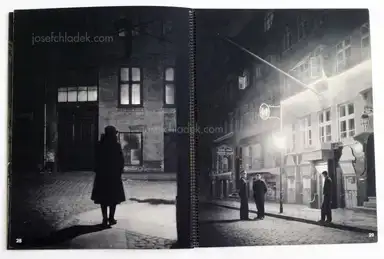 Sample page 5 for book "Larsen, Hermann – Hermann Larsen - København ved nat" Sample page 5 for book "Larsen, Hermann – Hermann Larsen - København ved nat"