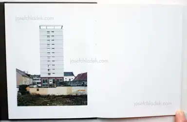 Sample page 2 for book "Hoedl, Karl – Karl Hoedl - Achtzehn Hochhäuser in Wels" Sample page 2 for book "Hoedl, Karl – Karl Hoedl - Achtzehn Hochhäuser in Wels"