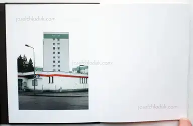 Sample page 1 for book "Hoedl, Karl – Karl Hoedl - Achtzehn Hochhäuser in Wels" Sample page 1 for book "Hoedl, Karl – Karl Hoedl - Achtzehn Hochhäuser in Wels"