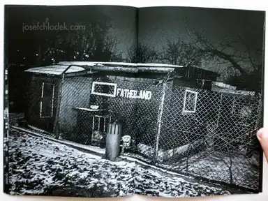 Sample page 4 for book "Reister, Christian – Christian Reister - Driftwood No.5 | Warszawa" Sample page 4 for book "Reister, Christian – Christian Reister - Driftwood No.5 | Warszawa"