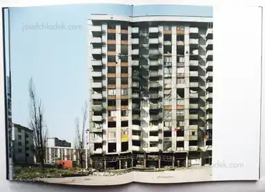 Sample page 24 for book "Markerink, Cary – Cary Markerink - Memory Traces " Sample page 24 for book "Markerink, Cary – Cary Markerink - Memory Traces "