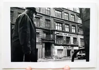 Sample page 6 for book "Clement, Krass – Krass Clement - København. Et blik over ryggen" Sample page 6 for book "Clement, Krass – Krass Clement - København. Et blik over ryggen"