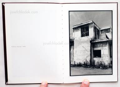 Sample page 4 for book  Koji Onaka – Black frame vertical position