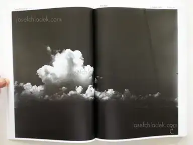 Sample page 16 for book "Völter, Helmut – Helmut Völter - The Movement of Clouds around Mount Fuji - Photographed and Filmed by Masanao Abe" Sample page 16 for book "Völter, Helmut – Helmut Völter - The Movement of Clouds around Mount Fuji - Photographed and Filmed by Masanao Abe"