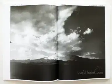 Sample page 12 for book "Völter, Helmut – Helmut Völter - The Movement of Clouds around Mount Fuji - Photographed and Filmed by Masanao Abe" Sample page 12 for book "Völter, Helmut – Helmut Völter - The Movement of Clouds around Mount Fuji - Photographed and Filmed by Masanao Abe"