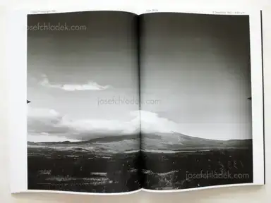 Sample page 10 for book "Völter, Helmut – Helmut Völter - The Movement of Clouds around Mount Fuji - Photographed and Filmed by Masanao Abe" Sample page 10 for book "Völter, Helmut – Helmut Völter - The Movement of Clouds around Mount Fuji - Photographed and Filmed by Masanao Abe"