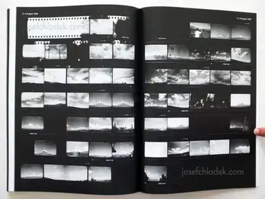 Sample page 1 for book "Völter, Helmut – Helmut Völter - The Movement of Clouds around Mount Fuji - Photographed and Filmed by Masanao Abe" Sample page 1 for book "Völter, Helmut – Helmut Völter - The Movement of Clouds around Mount Fuji - Photographed and Filmed by Masanao Abe"