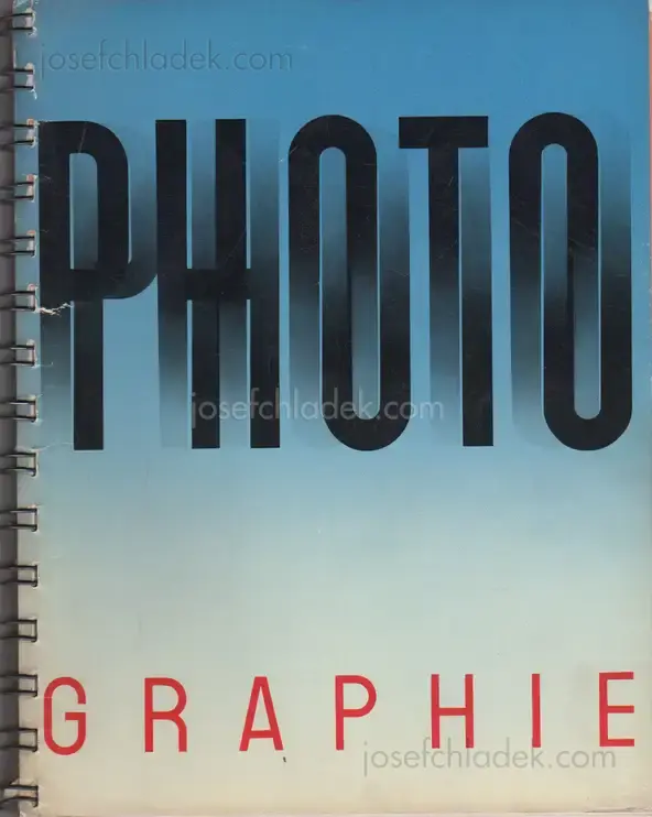 Cover of Arts et Métiers Graphiques - Photographie 1935