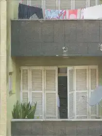 Letícia Lampert - Conhecidos de Vista/ Known by Sight