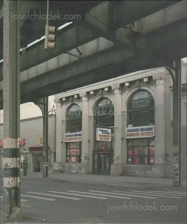 Cover of Michael Vahrenwald - The People's Trust