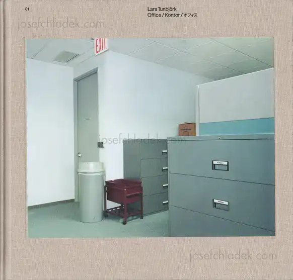 Cover of Lars Tunbjörk - Office / Kontor / オフィス