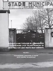 Cover of Christophe Le Toquin - Éléments d'une typologie de l'urbanisation contemporaine d'un village français de deux mille huit cent trente neuf habitants - Vol #3