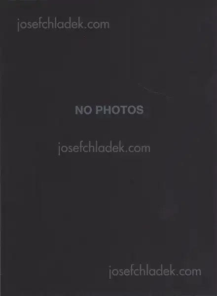 Cover of Tiane Doan na Champassak - No Photos